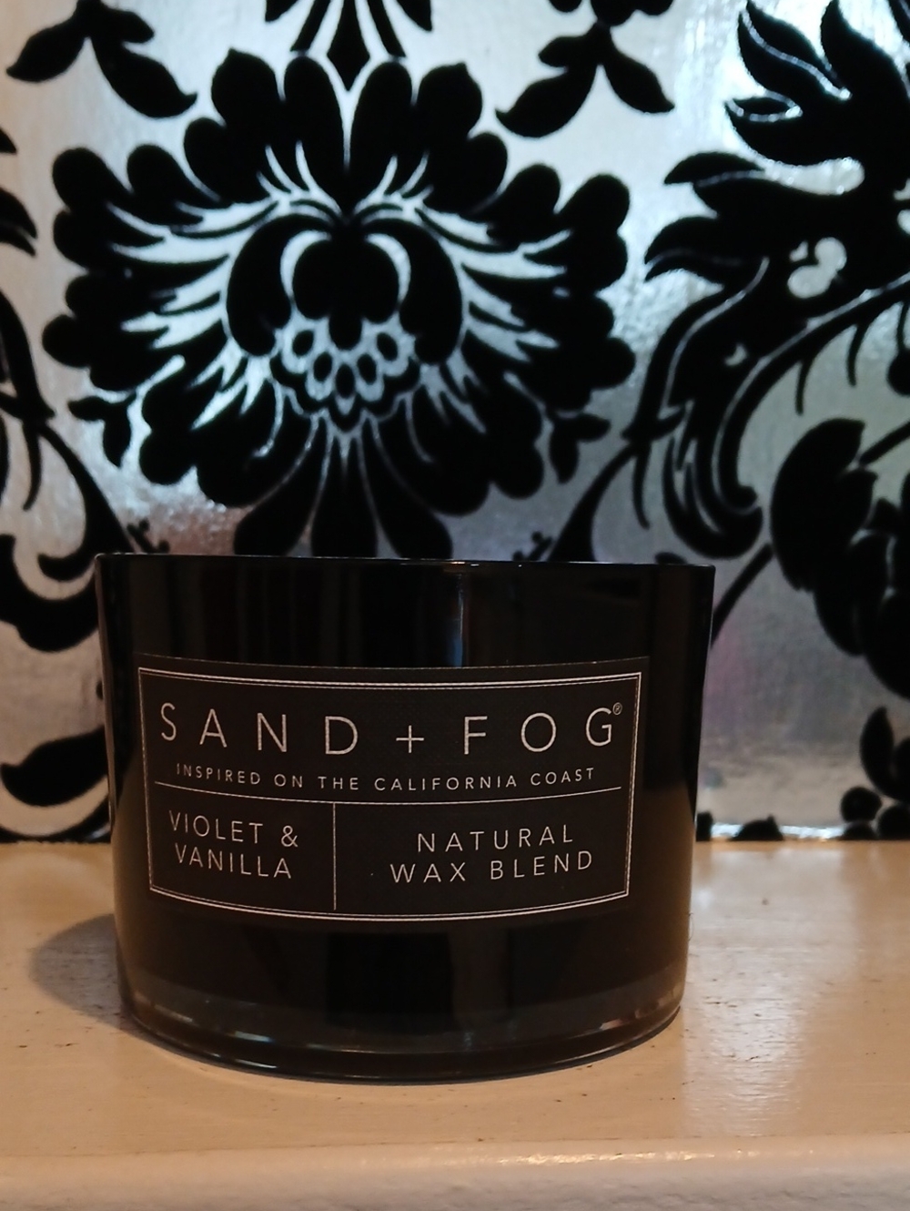 Violet & Vanilla 2 Wick Candle